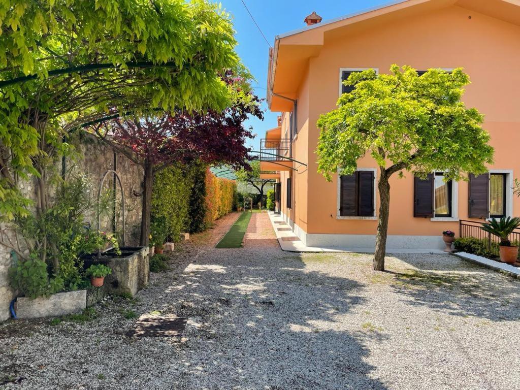 Garni Onda Hotel Torri Del Benaco Luaran gambar