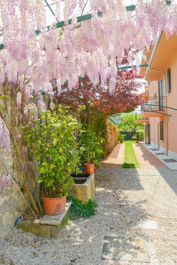 Garni Onda Hotel Torri Del Benaco Luaran gambar