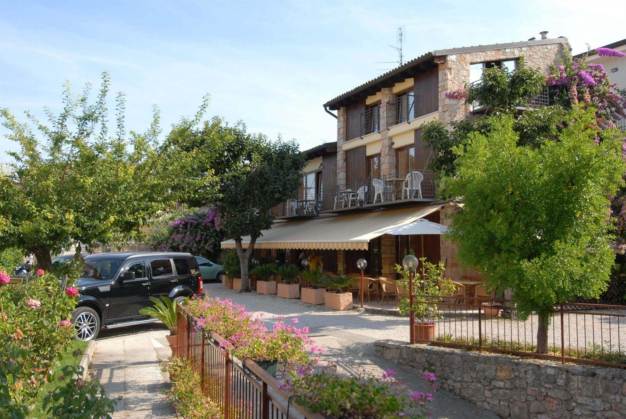 Garni Onda Hotel Torri Del Benaco Luaran gambar